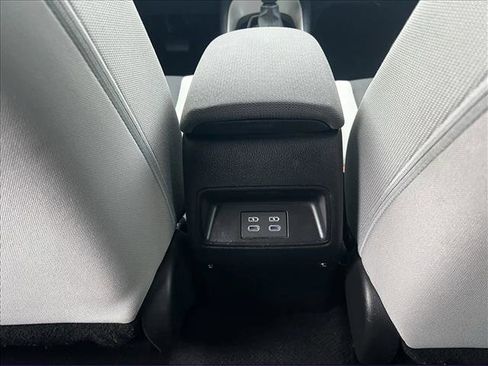 Certified 2024 Toyota Corolla LE image 18