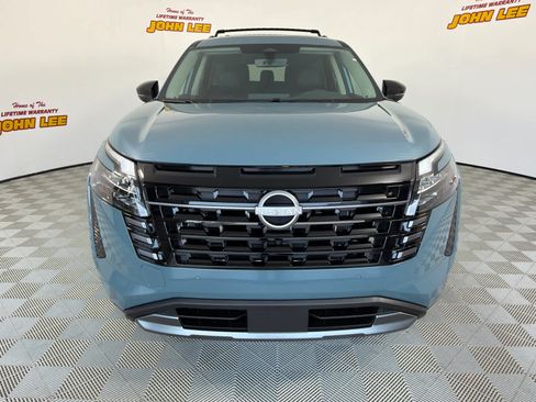 New 2026 Nissan Pathfinder SL w/ SL Premium Package FWD image 9