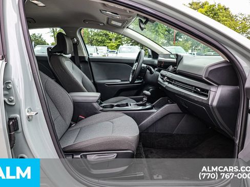 Used 2025 Kia K4 FWD image 21