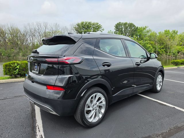 Used 2023 Chevrolet Bolt EUV LT FWD image 7