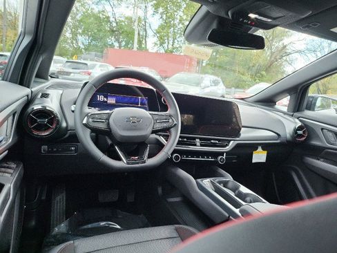 New 2025 Chevrolet Equinox EV RS image 20