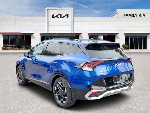 Certified 2025 Kia Sportage SX image 4