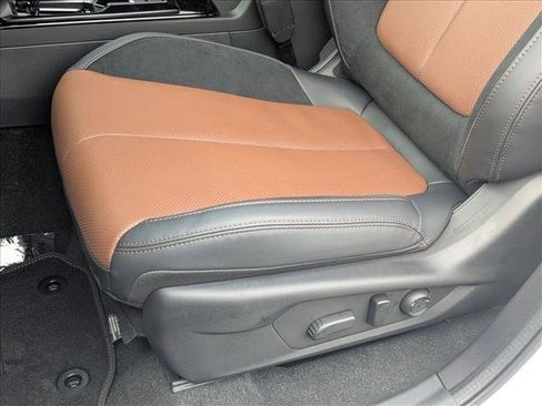 New 2026 Subaru Forester Touring image 4