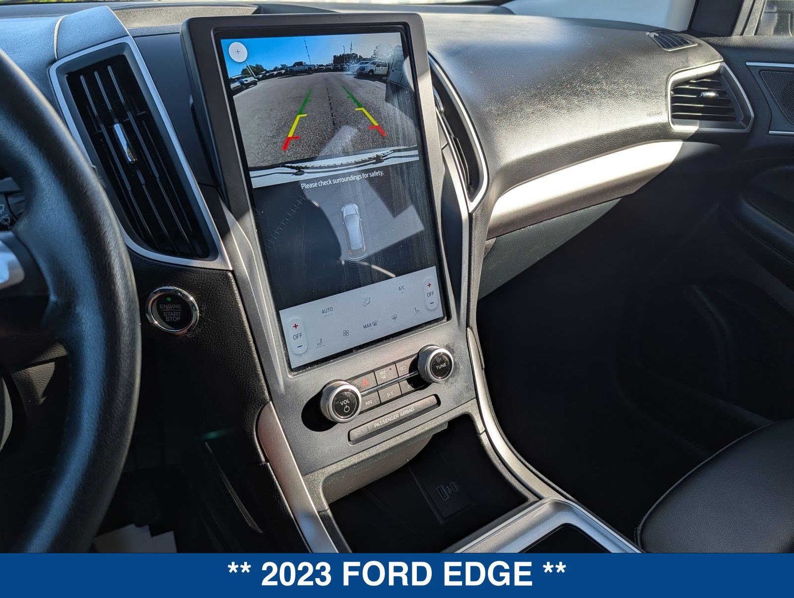 Used 2023 Ford Edge SEL AWD/4WD image 30