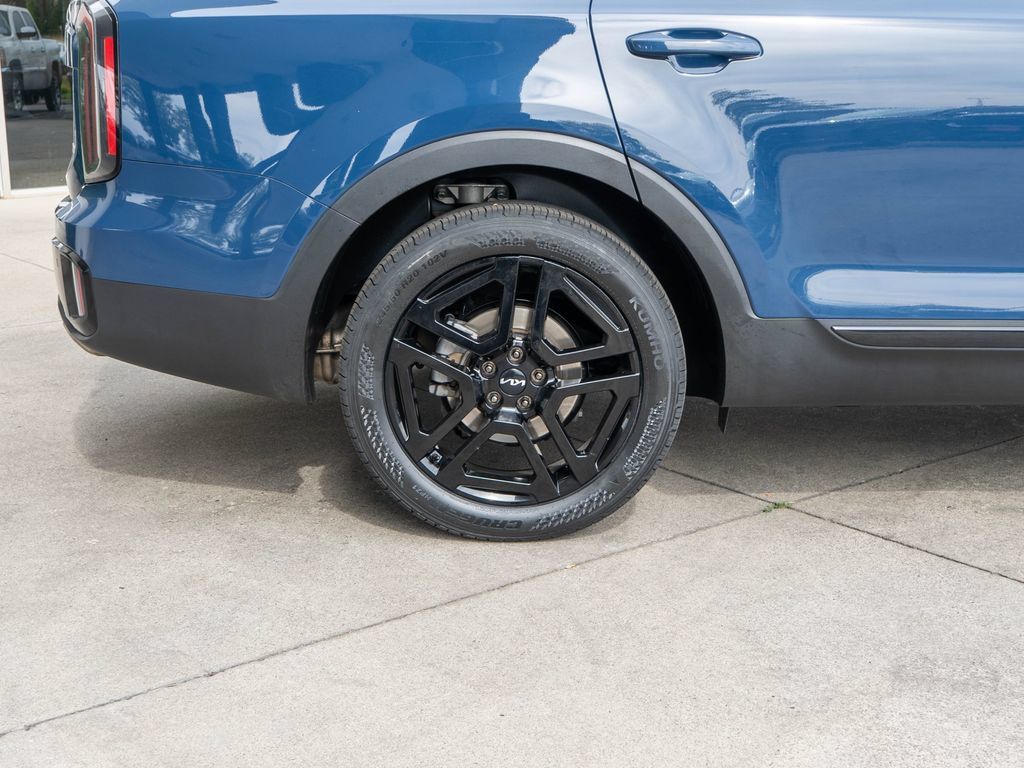 Certified 2024 Kia Telluride SX X-Line AWD/4WD image 37