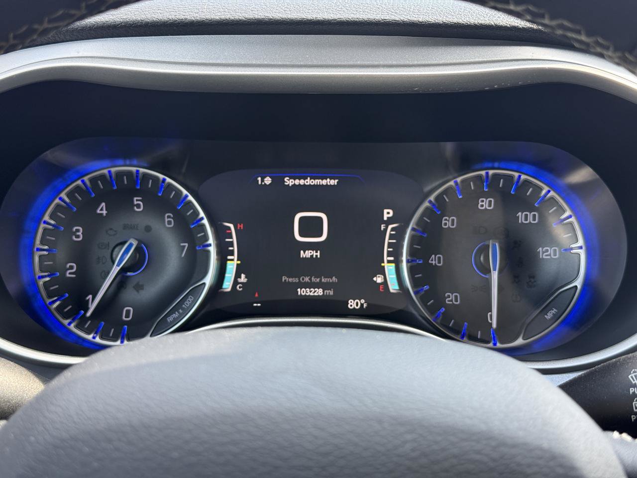 Used 2023 Chrysler Pacifica Touring FWD image 36