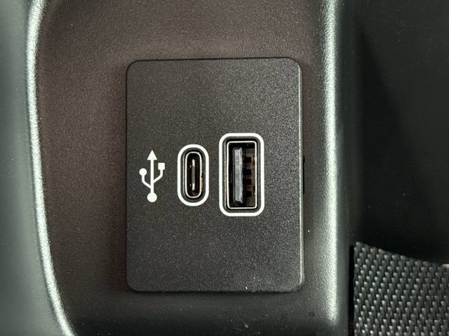 Used 2025 Ford F150 STX w/ Equipment Group 200A RWD image 33