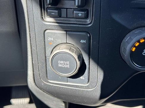 Used 2024 Ford F250 XLT image 30