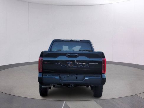 Used 2022 Toyota Tundra SR5 AWD/4WD image 4