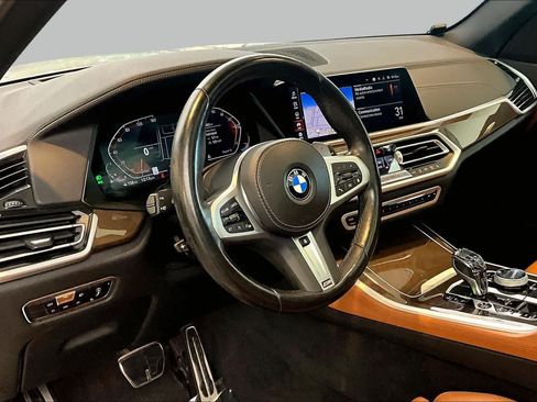 Used 2022 BMW X5 xDrive40i w/ M Sport Package AWD/4WD image 18