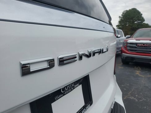 New 2026 GMC Yukon Denali w/ Sun & Power Step Package image 5