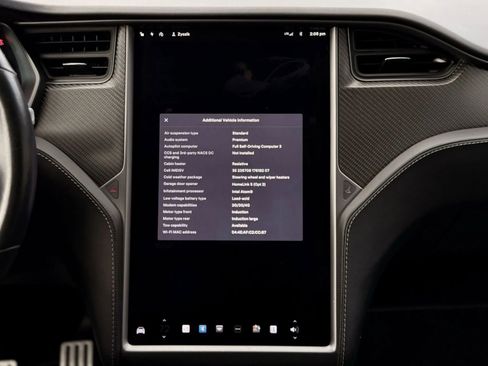 Used 2018 Tesla Model X P100D image 16