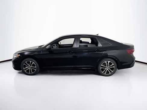Used 2024 Volkswagen Jetta Sport FWD image 8