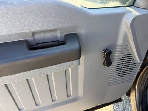 Used 2016 Ford F350 XL RWD image 17