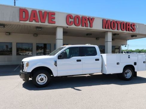 Used 2019 Ford F350 XL image 1