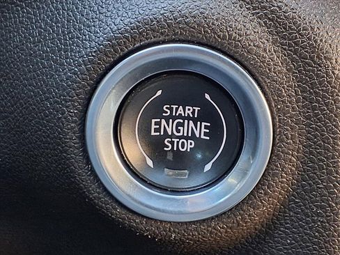 Used 2020 GMC Sierra 1500 SLT image 8