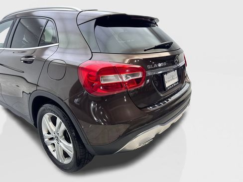 Used 2018 Mercedes-Benz GLA 250 image 19