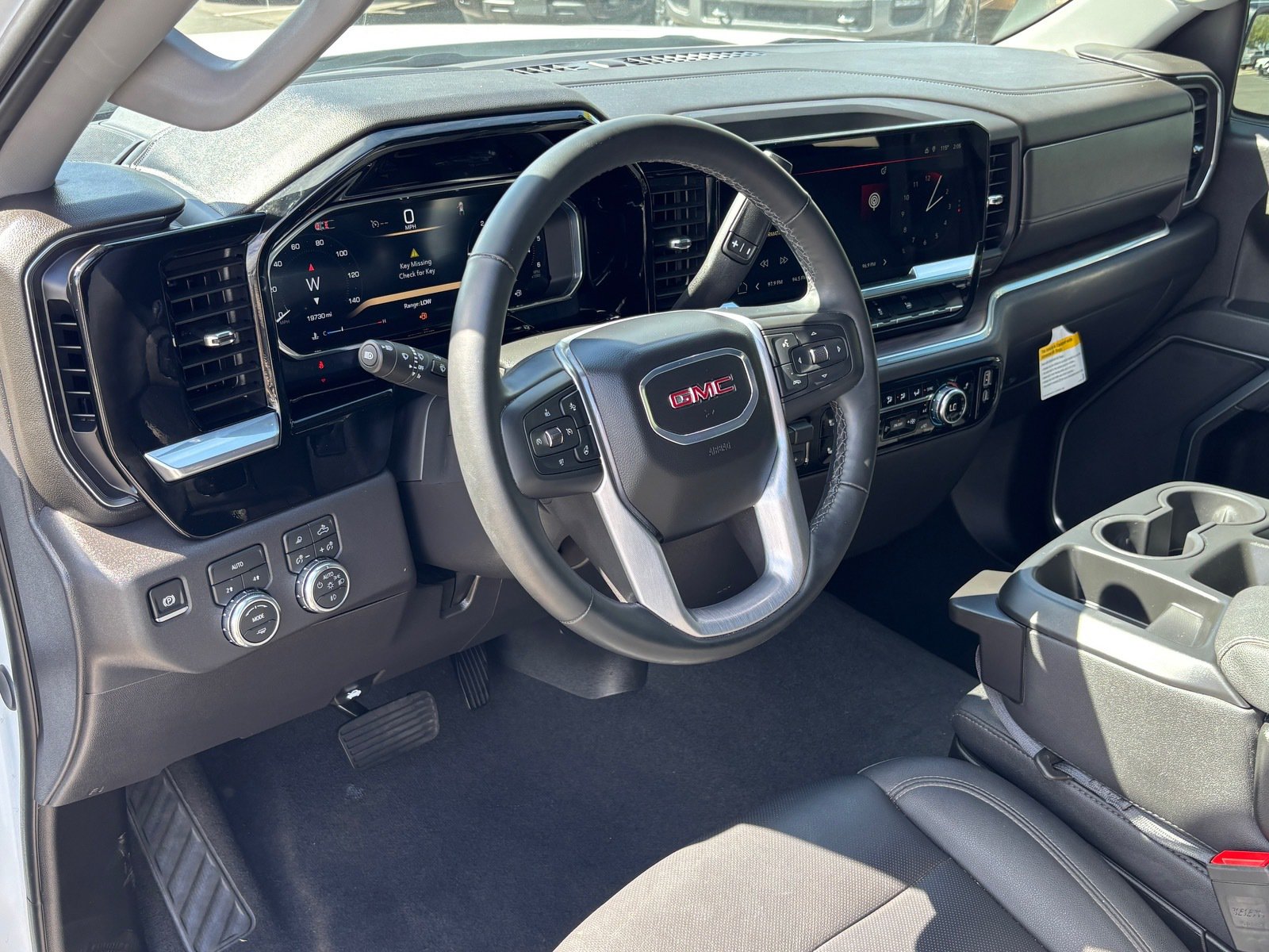 Used 2026 GMC Sierra 1500 SLT AWD/4WD image 20