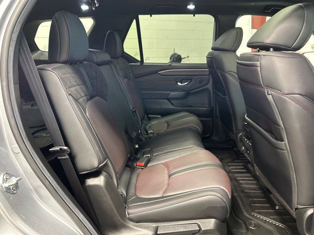 Certified 2026 Honda Pilot Black Edition image 20