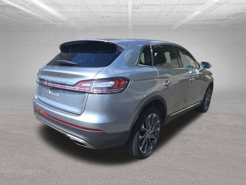 Used 2023 Lincoln Nautilus Reserve AWD/4WD image 7