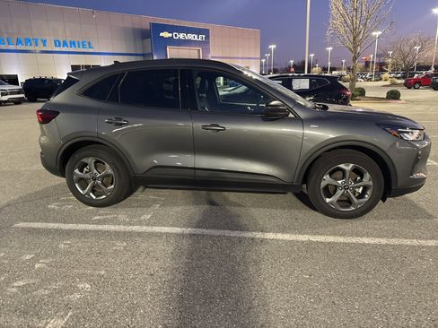 Used 2025 Ford Escape ST-Line image 4