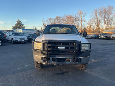 Used 2007 Ford F250 XL image 3