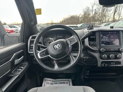 Used 2024 RAM 3500 Big Horn image 22