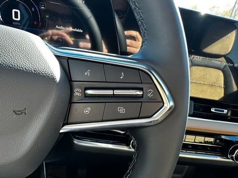 New 2026 Chevrolet Equinox ACTIV w/ Convenience Package III image 27