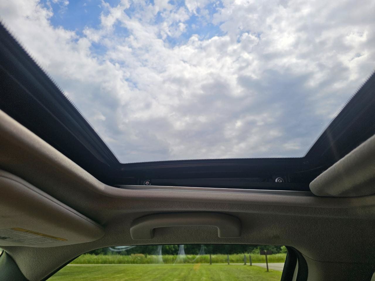 Used 2017 Nissan Juke SL FWD image 47