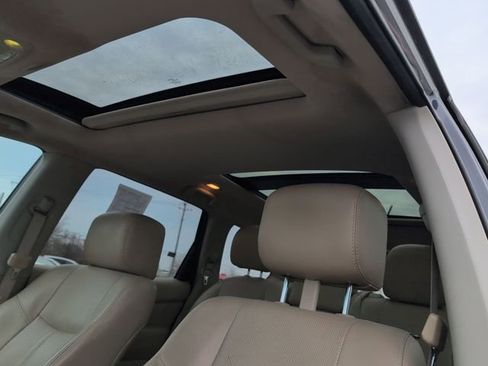 Used 2014 Nissan Pathfinder Platinum w/ Platinum Premium Package image 19