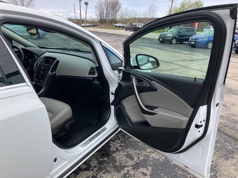 Used 2014 Buick Verano Convenience FWD image 36