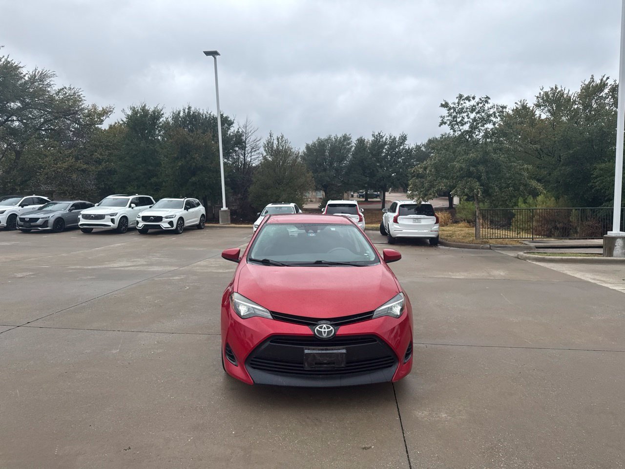 Used 2017 Toyota Corolla LE FWD image 4
