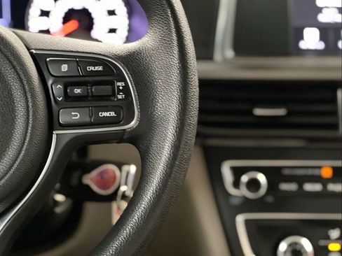 Used 2018 Kia Optima LX image 26