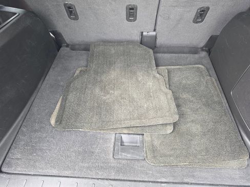 Used 2017 GMC Terrain SLT image 25