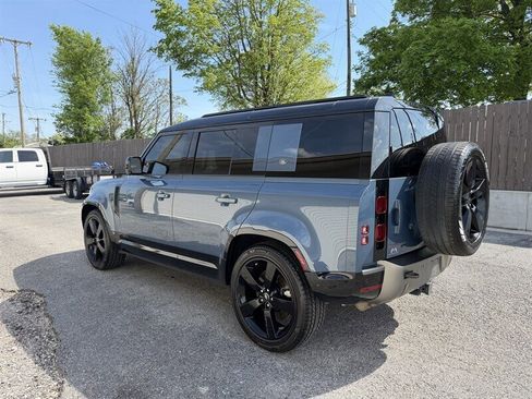 Used 2021 Land Rover Defender 110 X-Dynamic HSE image 7