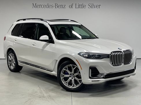 Used 2021 BMW X7 xDrive40i w/ Cold Weather Package AWD/4WD image 8