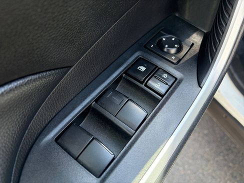 Used 2024 Toyota RAV4 LE AWD/4WD image 15