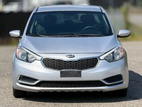 Used 2015 Kia Forte LX w/ Popular Package FWD image 5