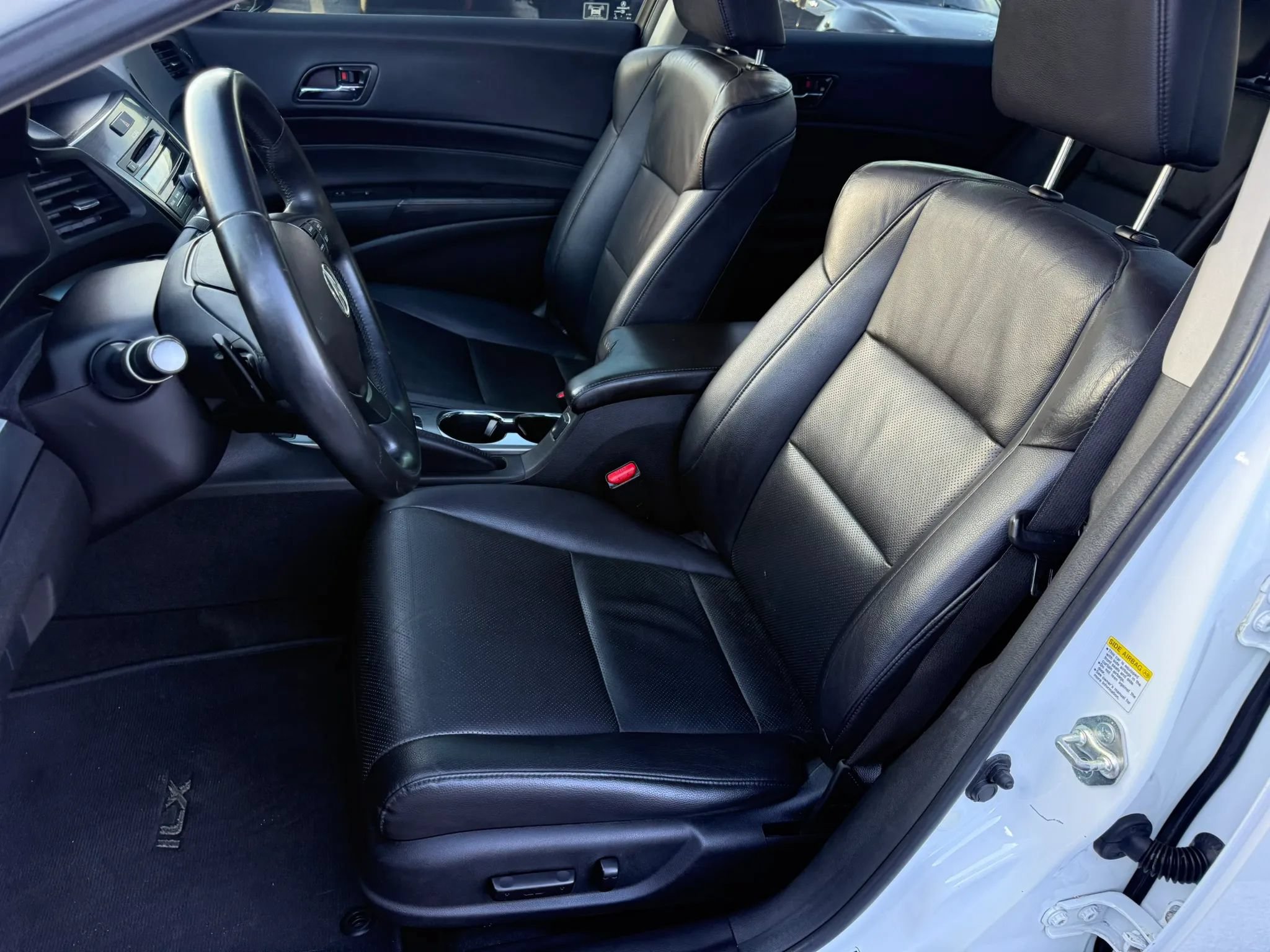 Used 2013 Acura ILX w/ Technology Package FWD image 10