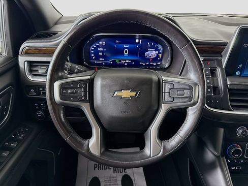 Used 2022 Chevrolet Suburban Premier AWD/4WD image 11