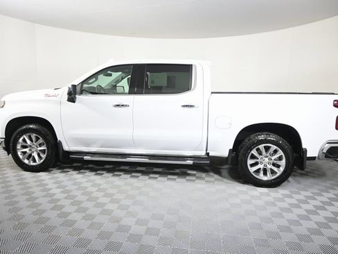 Used 2022 Chevrolet Silverado 1500 LTZ image 3