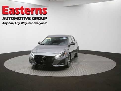 Used 2024 Nissan Altima 2.5 SV image 52