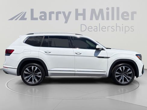 Used 2022 Volkswagen Atlas SEL Premium AWD/4WD image 6