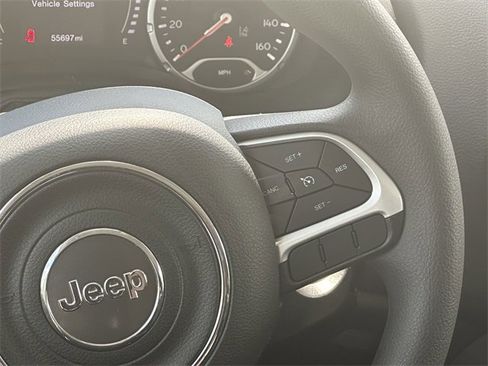 Used 2023 Jeep Renegade Latitude image 24