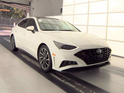 Used 2021 Hyundai Sonata Limited FWD image 4