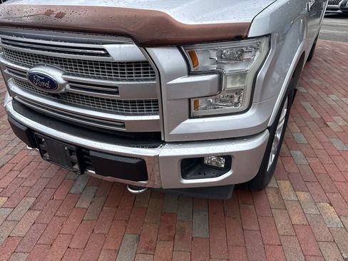 Used 2017 Ford F150 Platinum w/ Equipment Group 701A Luxury AWD/4WD image 24