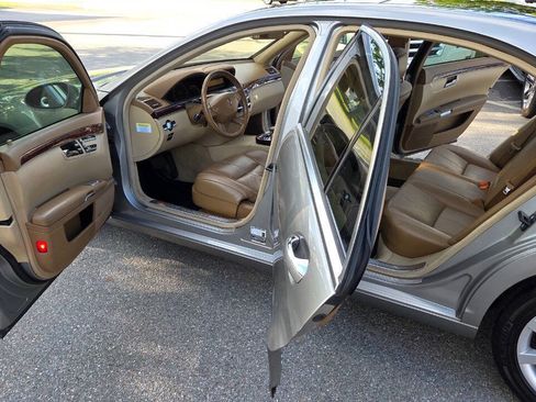 Used 2007 Mercedes-Benz S 550 4MATIC image 24