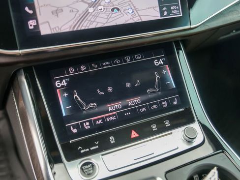 Used 2023 Audi Q8 Prestige image 16