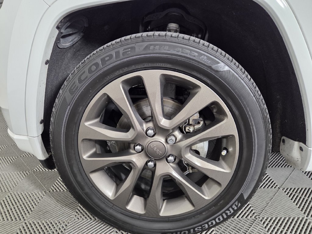 Used 2016 Jeep Grand Cherokee Limited 75th Anniversary AWD/4WD image 7