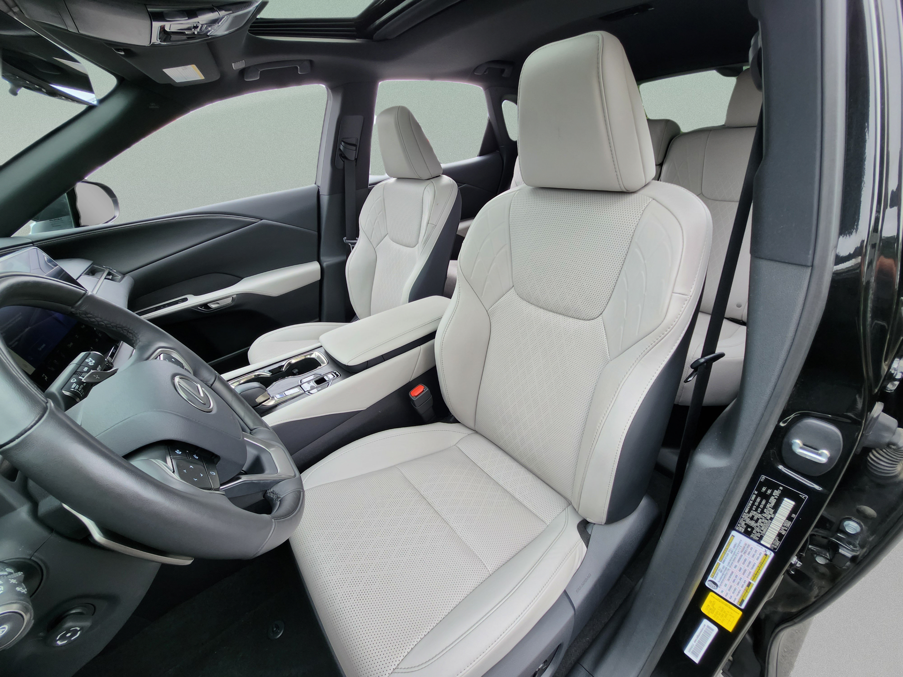 Certified 2025 Lexus RX 350 Premium Plus w/ Convenience Package FWD image 16